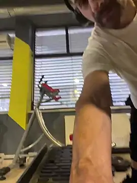 Snapshot of amydamarw chatting on February 5, 7:13 am amydamarw online show from February 5, 7:13 am