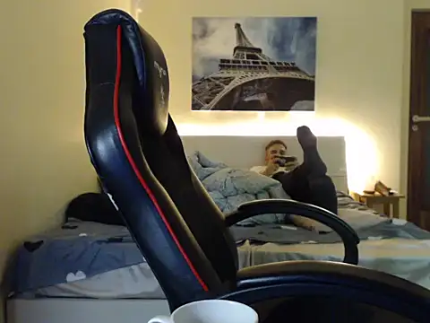 Snapshot of amydamarw chatting on February 5, 7:18 pm amydamarw online show from February 5, 7:18 pm