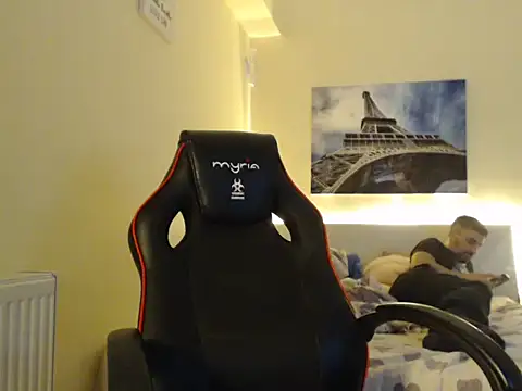 Snapshot of amydamarw chatting on February 12, 4:13 pm amydamarw online show from February 12, 4:13 pm