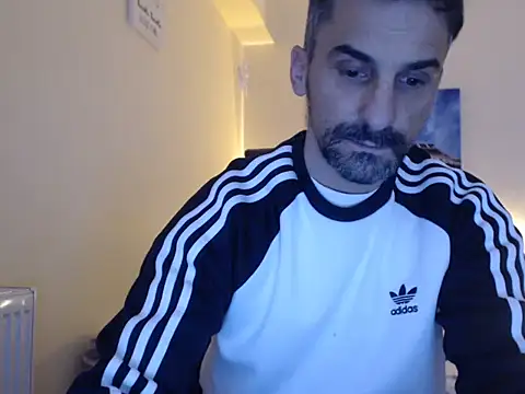 Snapshot of amydamarw chatting on February 14, 5:26 am amydamarw online show from February 14, 5:26 am