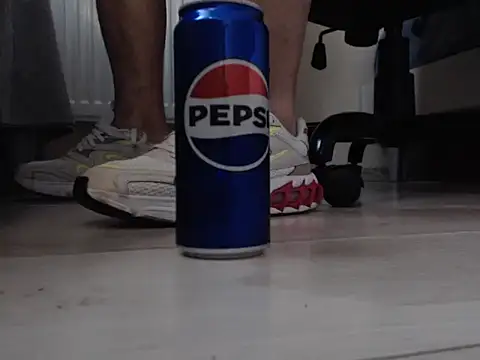 Snapshot of amydamarw chatting on February 15, 7:51 am amydamarw online show from February 15, 7:51 am