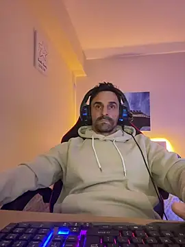 Snapshot of amydamarw chatting on February 27, 5:57 pm amydamarw online show from February 27, 5:57 pm