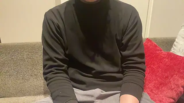 atom0407 online show from February 10, 4:04 pm