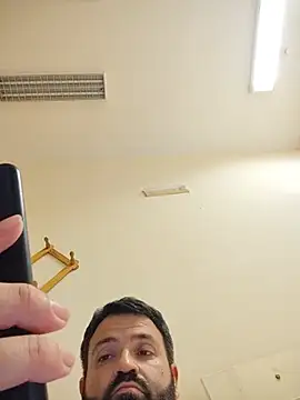 italianbear86 online show from June 3, 12:02 am