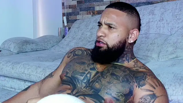 Snapshot of zaiin_diesel chatting on September 27, 12:10 pm zaiin diesel online show from September 27, 12:10 pm