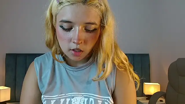 april bunnyy online show from January 26, 2:03 am