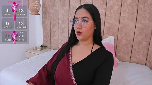 Snapshot of Katrina_baurii chatting on April 29, 12:53 pm Katrina baurii online show from April 29, 12:53 pm