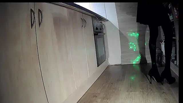 FLakiReve online show from November 14, 9:24 pm