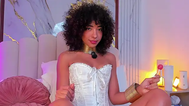 OSHUN  online show from December 14, 6:52 am