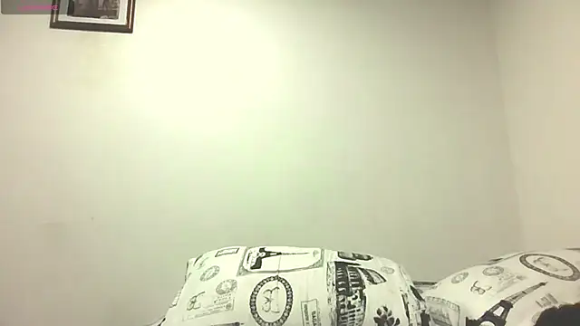 amydeepqueen online show from March 3, 2:15 pm