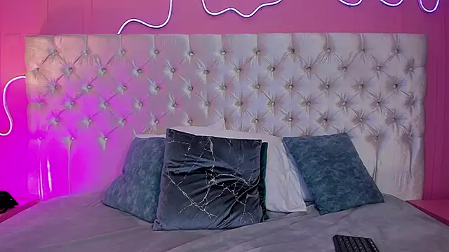 Mai higurashi online show from September 25, 7:50 pm