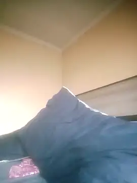 Snapshot of LONGDICK985M chatting on April 4, 3:53 pm LONGDICK985M online show from April 4, 3:53 pm