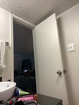 PrettyGal Tingz online show from January 18, 2:55 pm