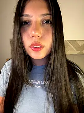 Maii chan online show from December 4, 4:55 am