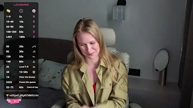 IsabelAllen online show from June 18, 12:09 pm