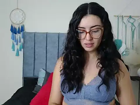 EvoletFMK online show from September 23, 3:04 pm