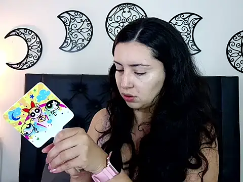 EvoletFMK online show from December 3, 11:30 am