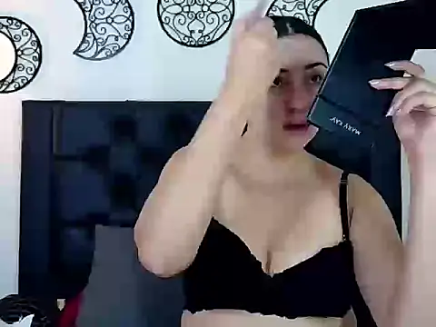 EvoletFMK online show from December 21, 11:28 am