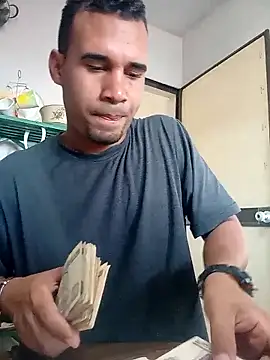 Snapshot of adriel_perez chatting on October 16, 1:12 pm adriel perez online show from October 16, 1:12 pm