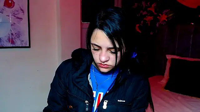 Violettasquirt online show from December 2, 1:39 pm