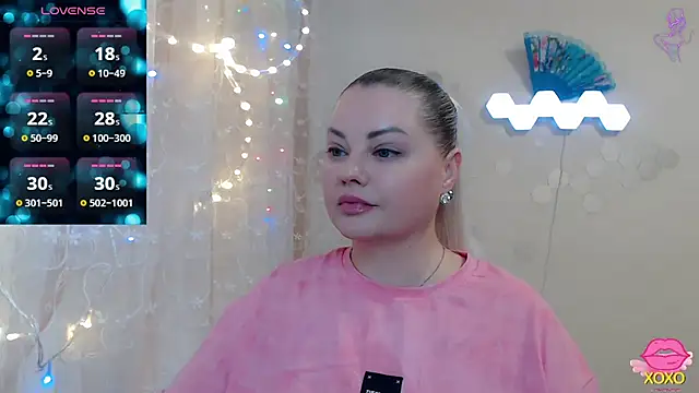 JewellKiss7 online show from April 10, 12:43 pm