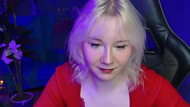 Snapshot of NancyMartinez chatting on February 24, 8:17 am NancyMartinez online show from February 24, 8:17 am