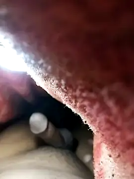 Snapshot of Nzfl97 chatting on February 1, 10:44 pm Nzfl97 online show from February 1, 10:44 pm