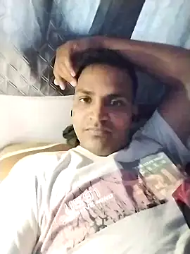 Snapshot of Nzfl97 chatting on February 4, 4:59 am Nzfl97 online show from February 4, 4:59 am