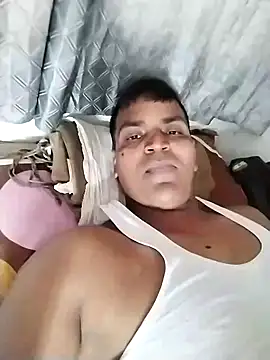 Snapshot of Nzfl97 chatting on February 10, 5:36 am Nzfl97 online show from February 10, 5:36 am