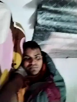 Snapshot of Nzfl97 chatting on February 11, 4:11 am Nzfl97 online show from February 11, 4:11 am