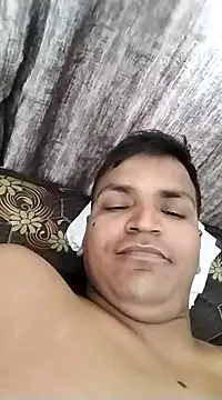 Snapshot of Nzfl97 chatting on February 13, 10:12 am Nzfl97 online show from February 13, 10:12 am