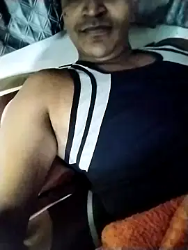 Snapshot of Nzfl97 chatting on February 14, 4:04 am Nzfl97 online show from February 14, 4:04 am