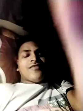 Snapshot of Nzfl97 chatting on February 21, 4:26 pm Nzfl97 online show from February 21, 4:26 pm