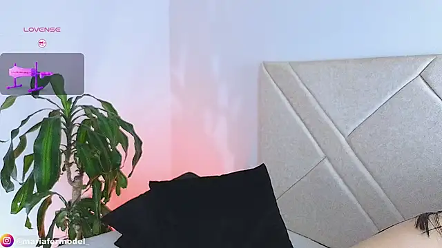 Snapshot of Mariafer05 chatting on January 6, 7:13 pm Mariafer05 online show from January 6, 7:13 pm