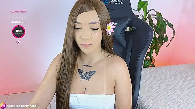 Snapshot of Mariafer05 chatting on January 9, 5:11 pm Mariafer05 online show from January 9, 5:11 pm