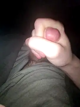 Snapshot of SoloExploder101 chatting on January 9, 11:57 am SoloExploder101 online show from January 9, 11:57 am