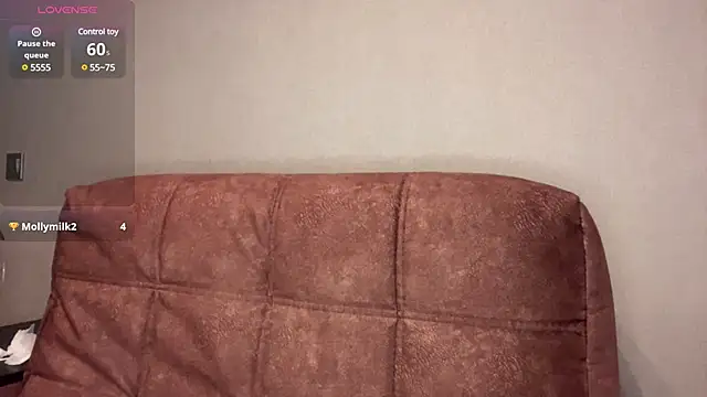 hanna cry baby online show from January 3, 7:39 pm