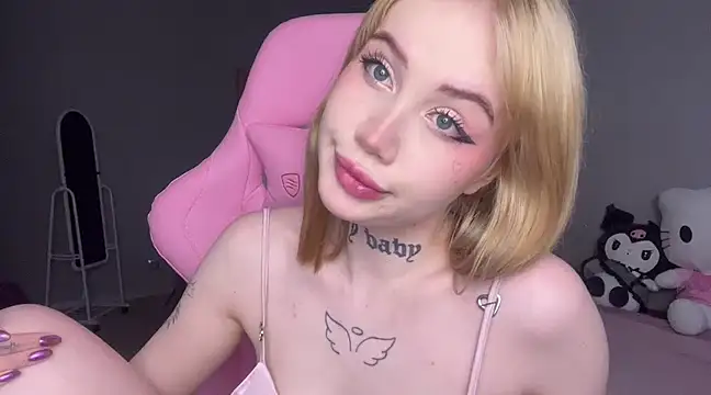 hanna cry baby online show from March 2, 11:50 am