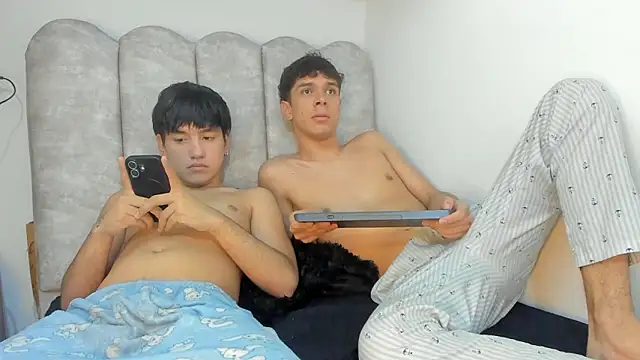 blue baby20 online show from March 12, 6:30 am