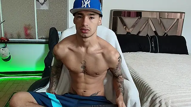 Damon  333 online show from October 28, 5:48 pm