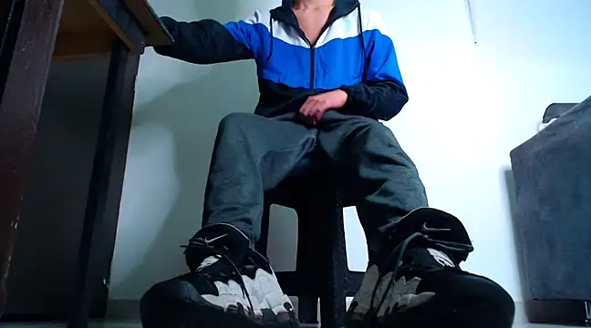 mastersmits online show from February 13, 4:43 am