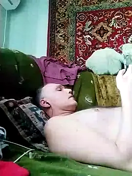 Pineapple04 online show from February 14, 1:29 pm