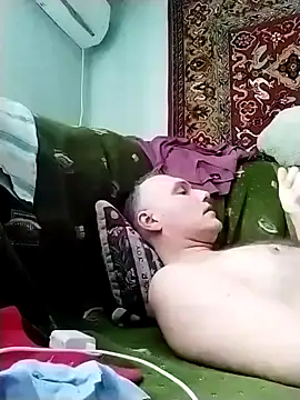 Pineapple04 online show from February 15, 7:38 am