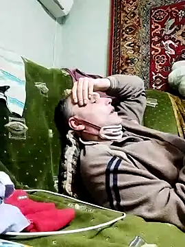 Pineapple04 online show from February 18, 8:36 pm