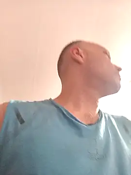 Pineapple04 online show from September 27, 7:52 pm