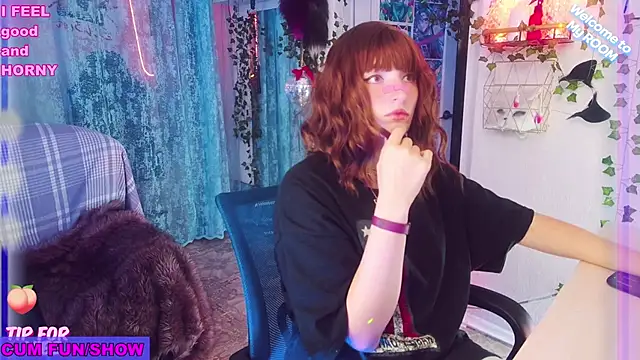 Snapshot of Toxic_Ellies chatting on January 22, 12:38 pm Toxic Ellies online show from January 22, 12:38 pm