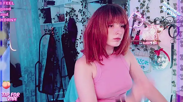 Snapshot of Toxic_Ellies chatting on January 25, 2:25 pm Toxic Ellies online show from January 25, 2:25 pm