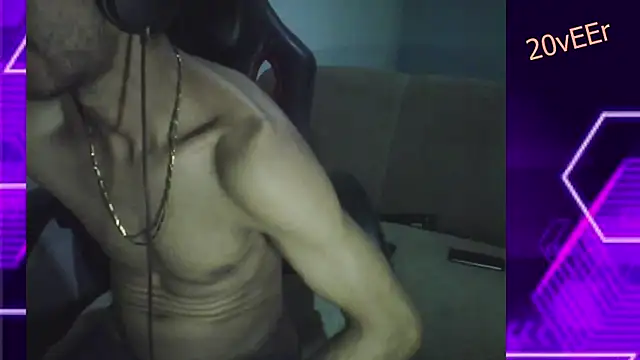 20vEEr online show from February 10, 5:47 am