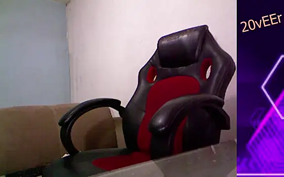 20vEEr online show from March 15, 6:32 pm