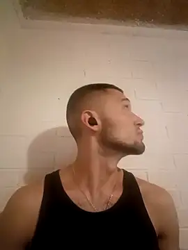 Snapshot of Suggarwhite18CM chatting on October 2, 5:31 pm Suggarwhite18CM online show from October 2, 5:31 pm